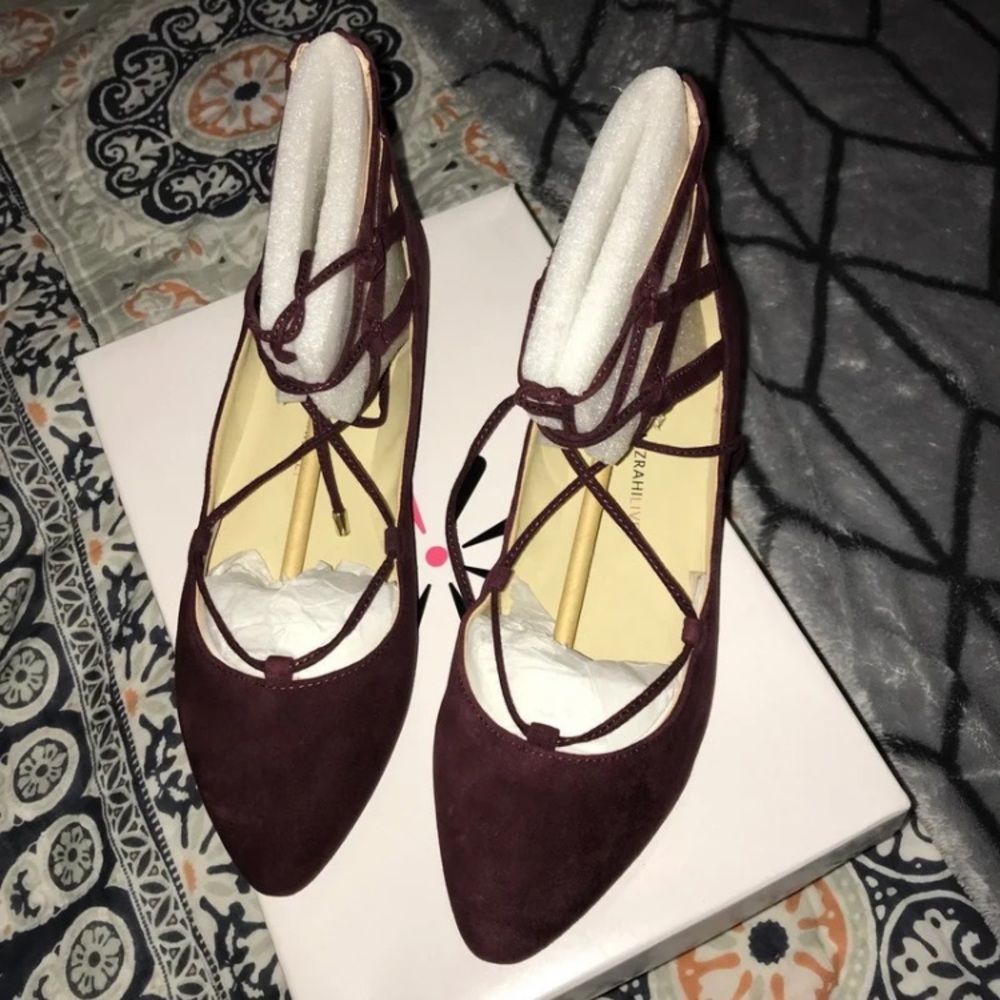 NEW!! Isaac Mizrahi Red suede flats - Picture 2 of 6